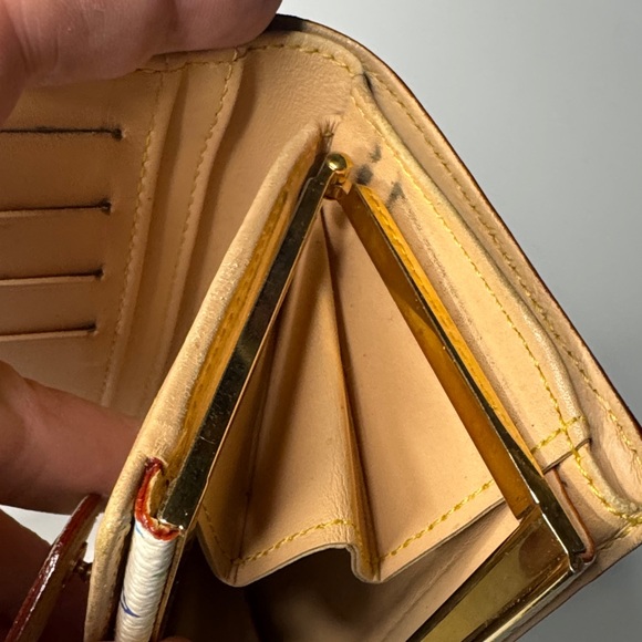 Louis Vuitton White Marakami Monogram Wallet - Picture 11 of 12